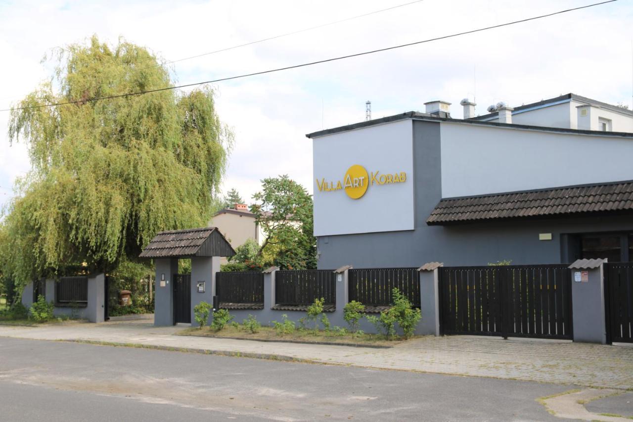 Villa Art Korab Gliwice Exteriör bild